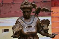 На подвір'ї музею-квартири Леоніда Утьосова «оселилася» Одеська бабуся