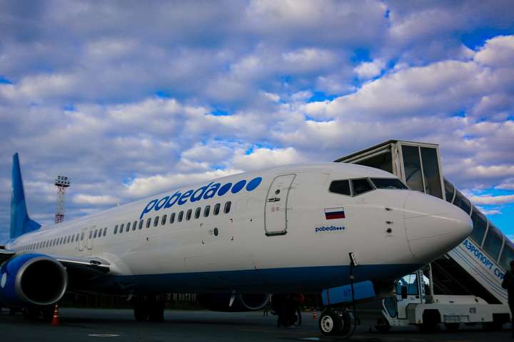 У Москві сів літак російської авіакомпанії, у якого відмовив двигун