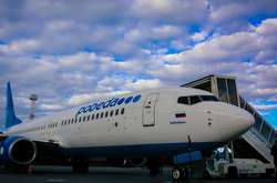 У Москві сів літак російської авіакомпанії, у якого відмовив двигун