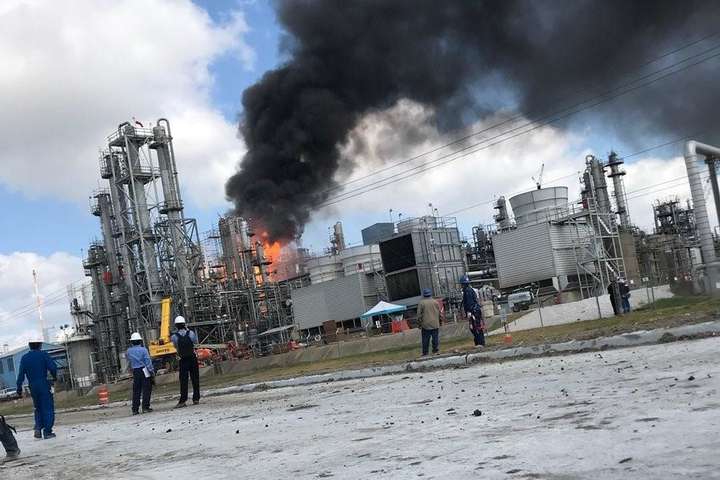 У Техасі стався вибух на заводі: щонайменше 22 постраждалих