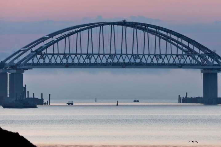 Нардеп: Кримський міст має бути знищений