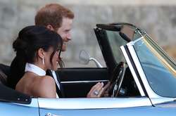 Подарок с глубоким смыслом: Меган Маркл надела кольцо принцессы Дианы