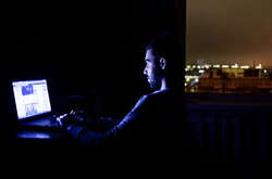 Ученые рассказали об опасности ночного бодрствования для психики