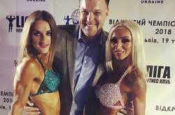 Олег Тябнибок с участницами открытого чемпионата