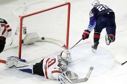 Чемпіонат світу з хокею. У матчі за третє місце збірна США розгромила Канаду