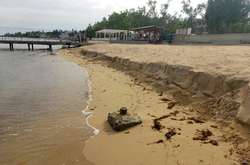 Окупанти взялися за знищення кримських пляжів (фото)