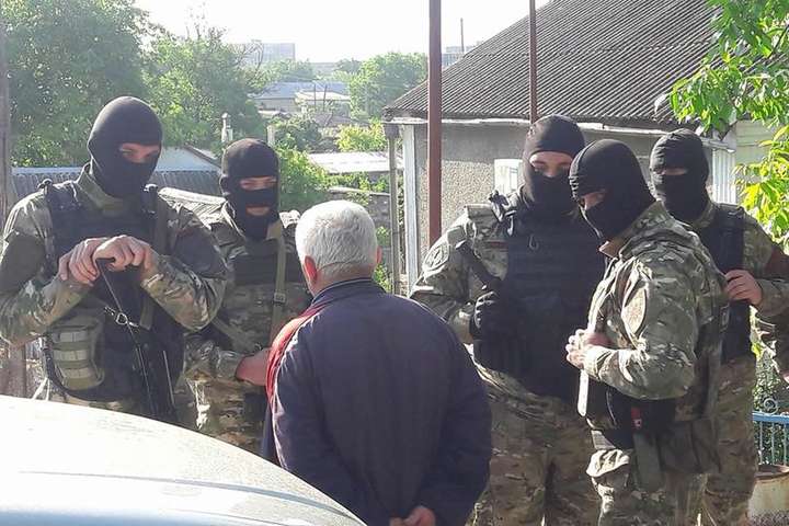 Окупанти проводять обшуки у активістів «Кримської солідарності»