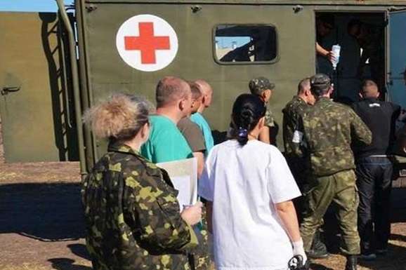 Бойовики обстріляли Торецьк,  дітей з центру реабілітації евакуйовують
