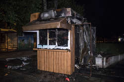 Вогонь повністю знищив все, що знаходилося всередині кіоска