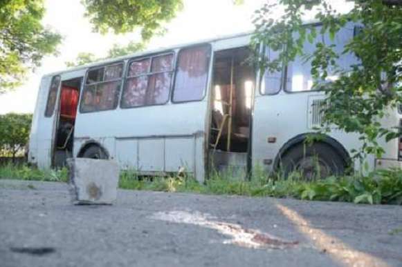 Підліток з гранатою: стали відомі подробиці підриву автобуса у Дебальцевому