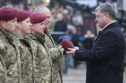 21 листопада 2017 року на Михайлівській площі у Києві відбулися урочистості з нагоди перейменування Високомобільних десантних військ у Десантно-штурмові війська Збройних сил України