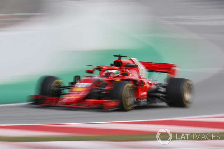 ЗМІ: Легендарна Ferrari проведе у Києві показові заїзди на боліді Формули-1