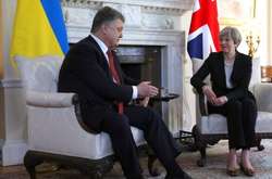 Порошенко обговорив з Мей спільне протистояння агресії РФ