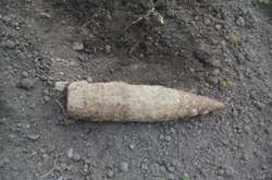 На Володимирському узвозі у Києві виявлено бомбу