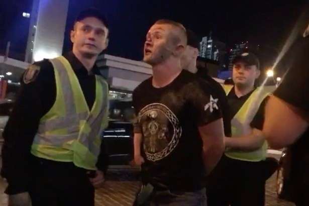 Опубліковано відео, як фанати київського ЦСКА напали на прихильників «Ліверпуля»