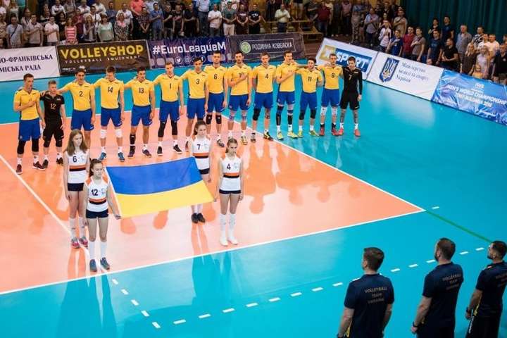 Збірна України з волейболу. Фото: ФВУ - Волейболісти України здобули першу перемогу у Золотій Європейській лізі