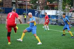 У фан-зоні на Хрещатику відбувся «надзвичайний» матч (фотогалерея)