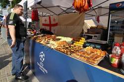 Англичане и испанцы заполонили Киев: столица в ожидании финала Лиги чемпионов. Фоторепортаж