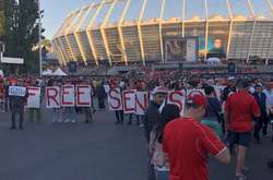 Поблизу стадіону «Олімпійський» відбулась акція на підтримку Сенцова