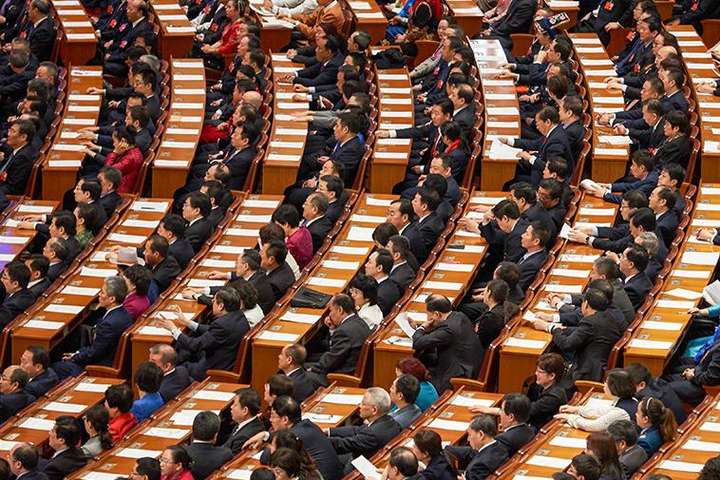 Шесть тысяч китайских чиновников наказаны за расточительство