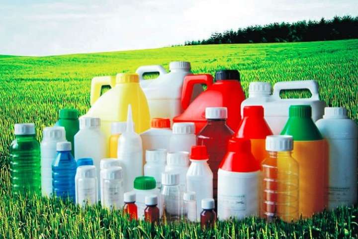 Китай посилює контроль над вмістом пестицидів у вирощених продуктах
