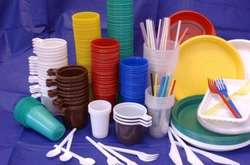 У ЄС можуть заборонити пластиковий посуд