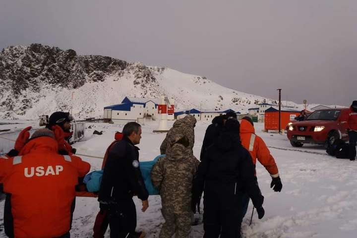 Українського полярника евакуювали з Антарктиди