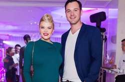 Беременная Ирина Блохина с супругом