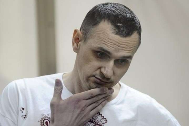 Адвокат подтвердил, что голодающий Сенцов согласился на поддерживающую терапию