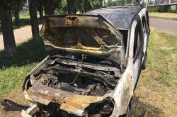 Від автівки залишився тільки корпус з відлупленою фарбою