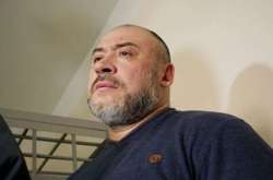 Крисін відмовляється виходити із камери: суд перенесено