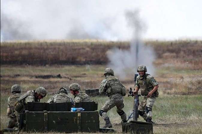 Ситуація на Донбасі залишається складною, є поранені військові