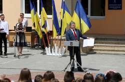 Порошенко: Года государственного языка в Украине не будет. Будет 10-летие
