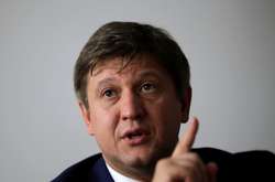 Данилюк лякає нардепів обвалом гривні 