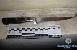 У Києві 33-річна жінка зарізала співмешканця
