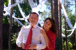 Ляшко розписався із Росітою Сайранен: фото