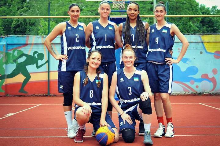 Жіноча збірна України з баскетболу 3х3 вийшла у чвертьфінал турніру у Франції