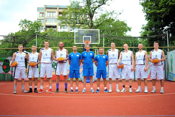 Чоловіча збірна України з баскетболу 3х3 вийшла до півфіналу турніру у Франції