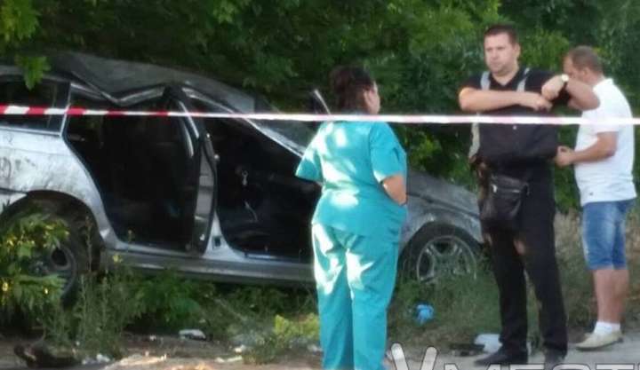 У Запоріжжі автомобіль на швидкості збив насмерть жінку з дитиною