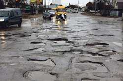 Українські дороги визнали одними з найгірших у світі, - рейтинг