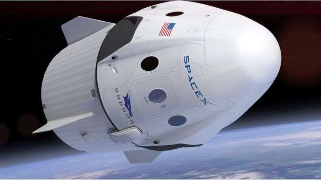 SpaceX перенесла перший туристичний політ навколо Місяця