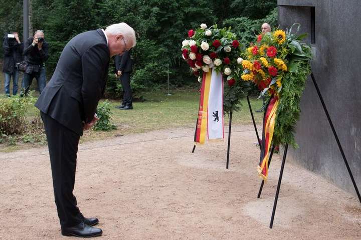 Штайнмайер извинился за преследование гомосексуалов в Германии