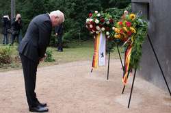 Штайнмайер извинился за преследование гомосексуалов в Германии