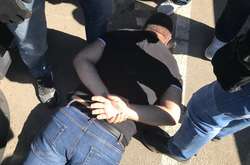 У Харкові затримали прикордонників, які вимагали $17 тисяч хабара