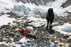 Как Эверест превращается в свалку. Подборка жутких фото