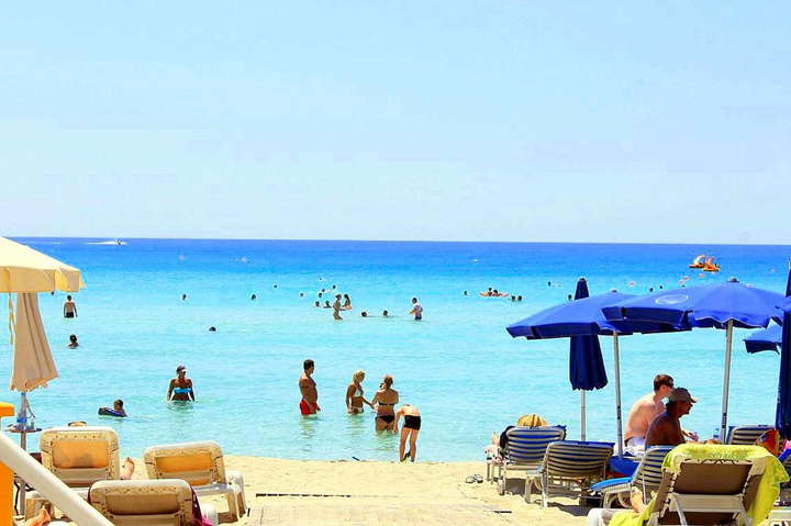 ЗМІ повідомили про смерть українського туриста на курорті Кіпру 