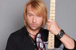 Олег Винник отыграл под дождем самый масштабный концерт в своей карьере