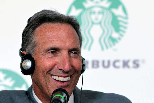 Глава Starbucks йде з компанії заради політики 