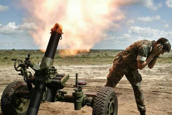 Сутки на Донбассе: боевики интенсивно используют артиллерию