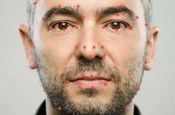 Нейросеть научили обманывать системы распознавания лиц